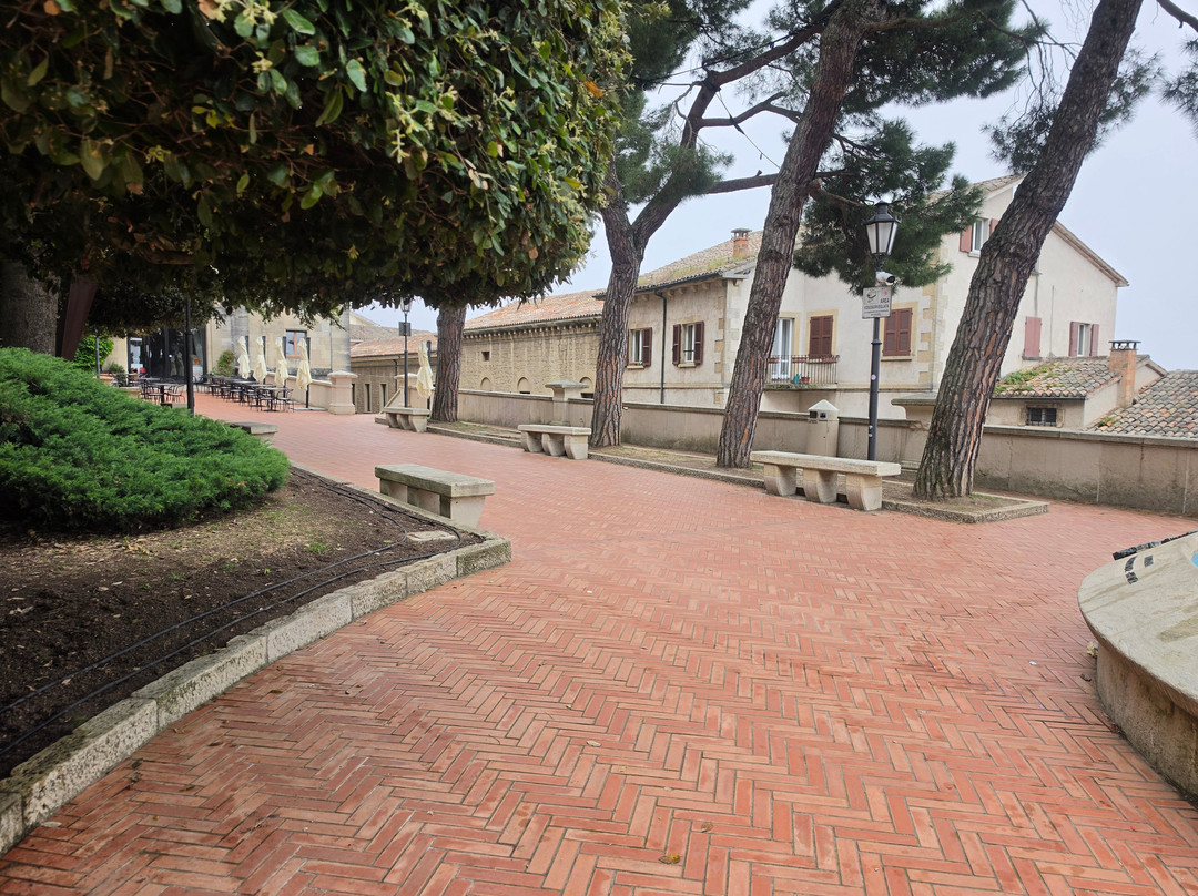 Fontana al Giardino dei Liburni-圣马力诺城必去景点