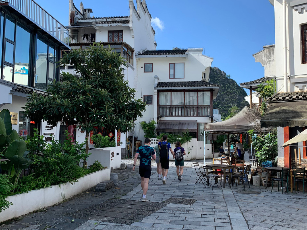 桂林隐源居庭院度假酒店主图