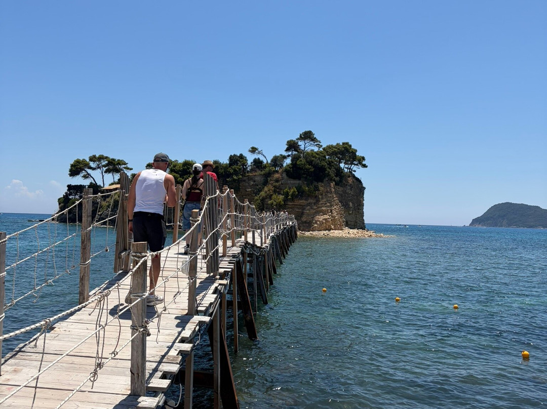 Cameo Island-Agios Sostis必去景点
