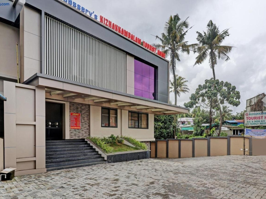 超级基扎坎巴拉姆游客之家酒店