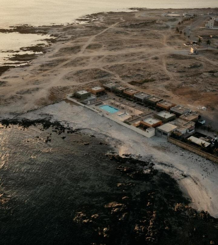 Roushan Resort