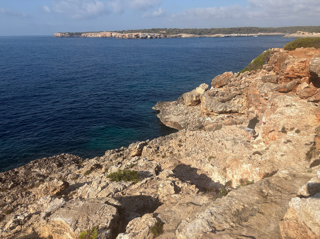 First Class Divers-Porto Petro必去景点