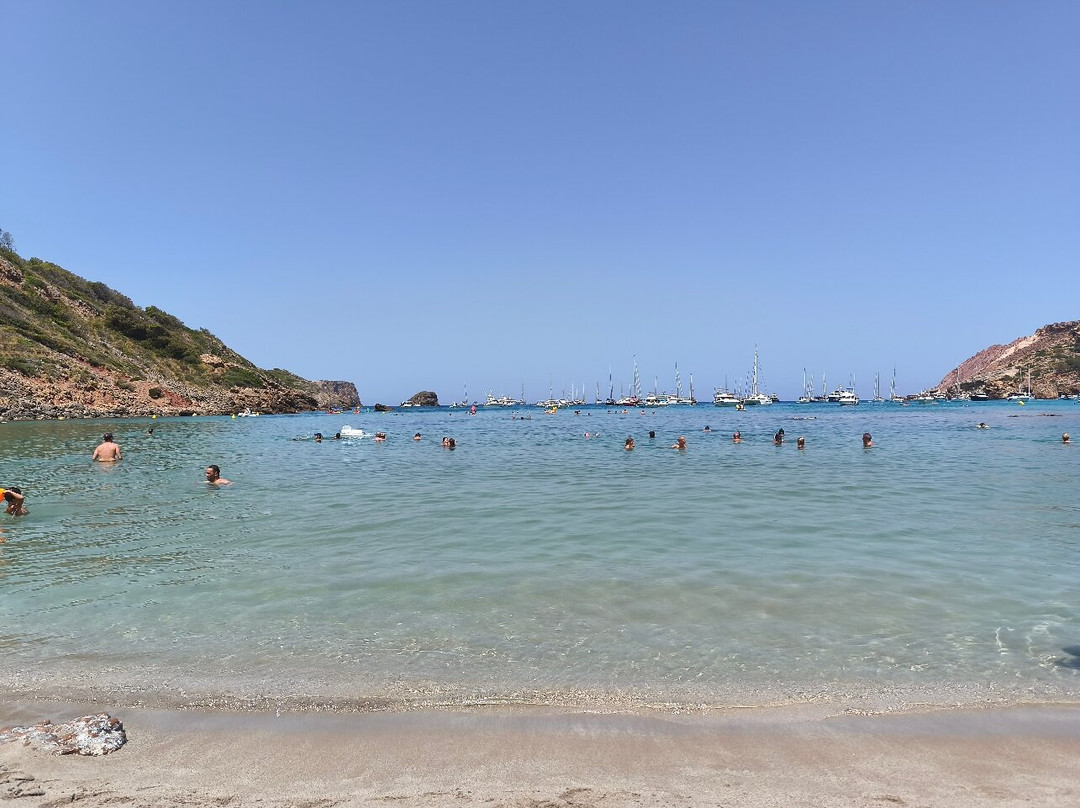 Cala Algaierens-休达德亚必去景点