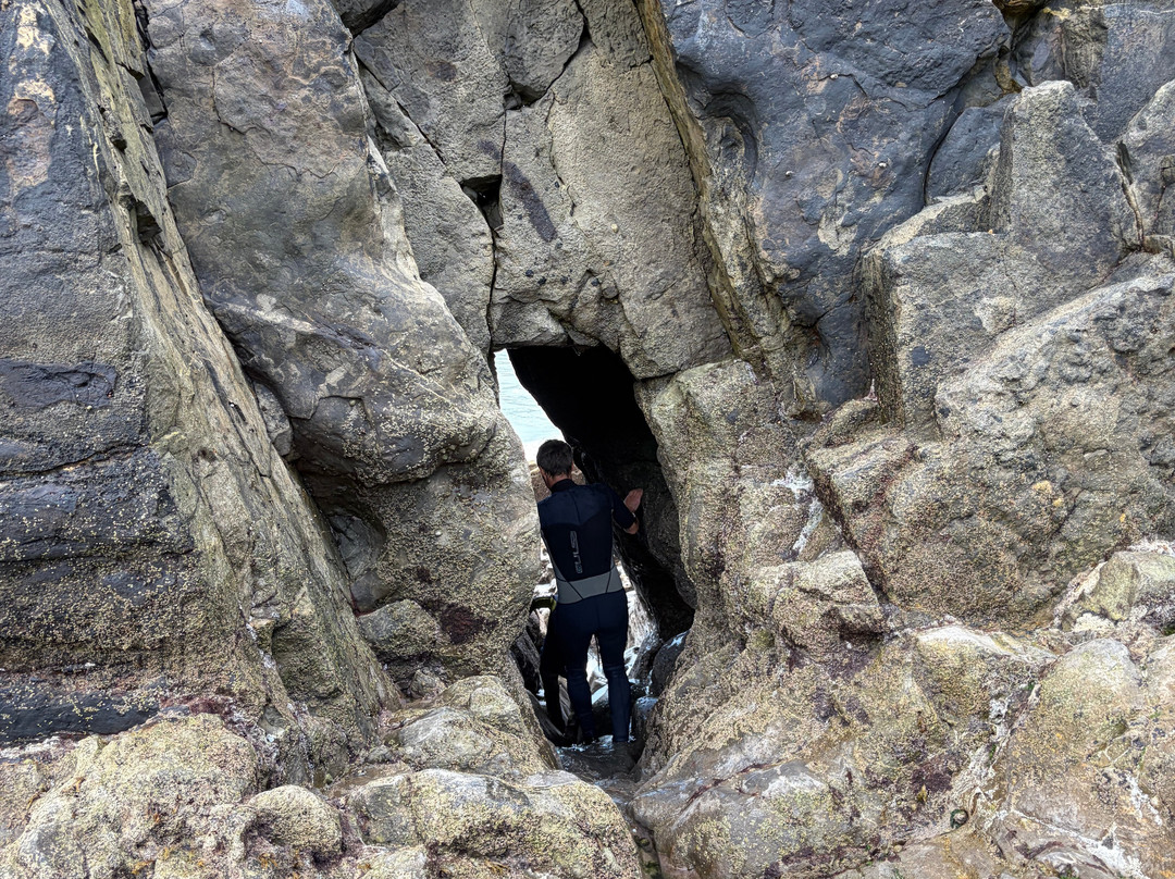 Skrinkle Haven Beach-Manorbier必去景点