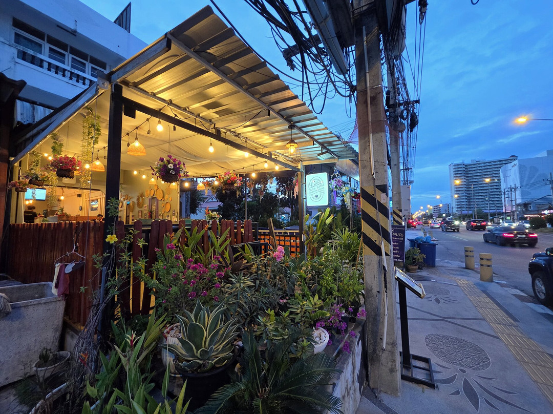 Thi Baan Bistro