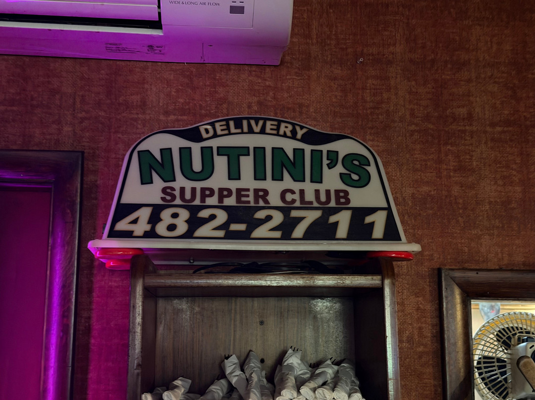 Nutinis Supper Club & Cocktail Lounge