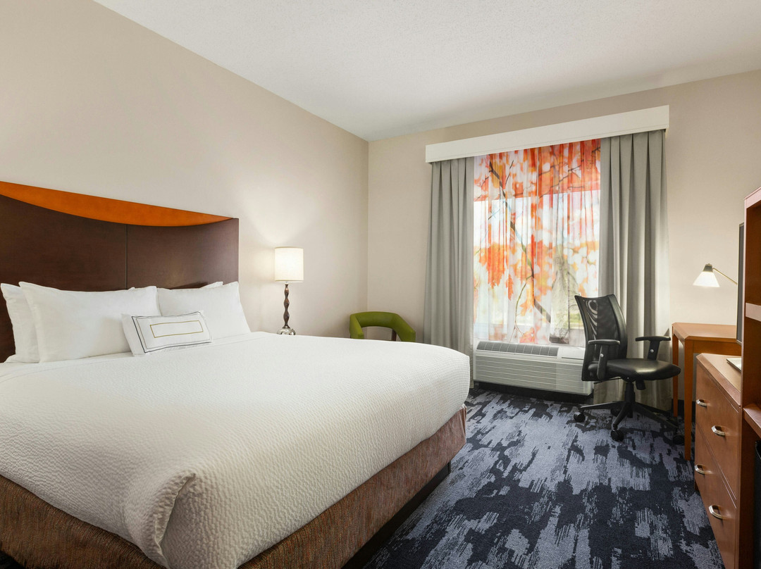 Saint George酒店住宿-Fairfield by Marriott Inn & Suites Jacksonville West/Chaffee Point