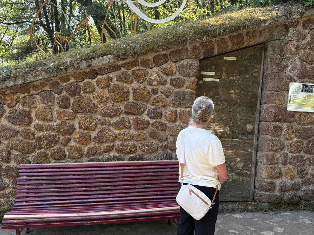 Taxi & Touring A La Carte-Saint-Vincent-de-Cosse必去景点