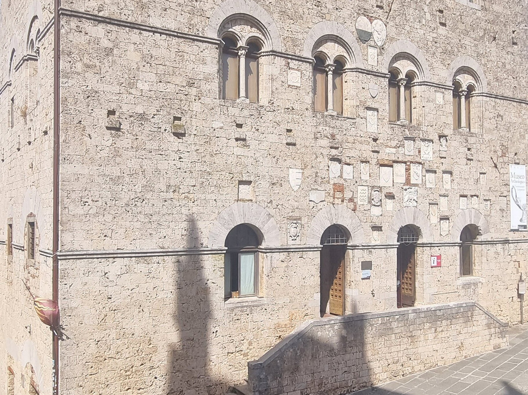 Palazzo Pretorio-马萨马里蒂马必去景点
