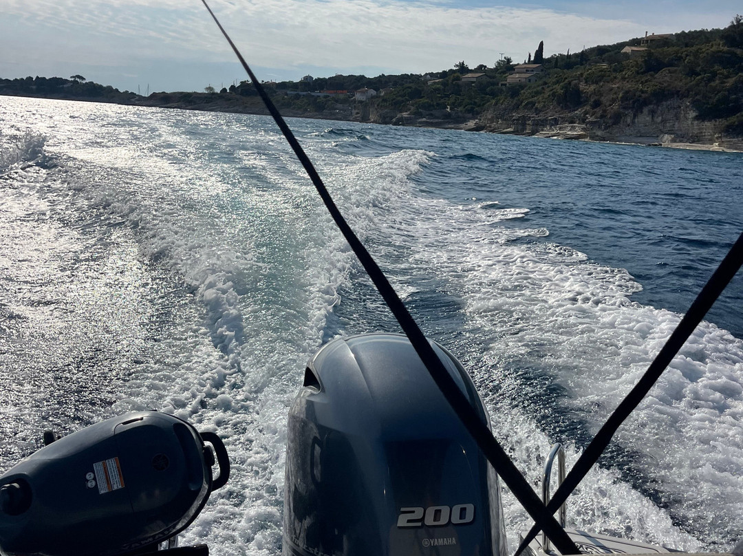 Captain Nikos Boat Hire-Loggos必去景点
