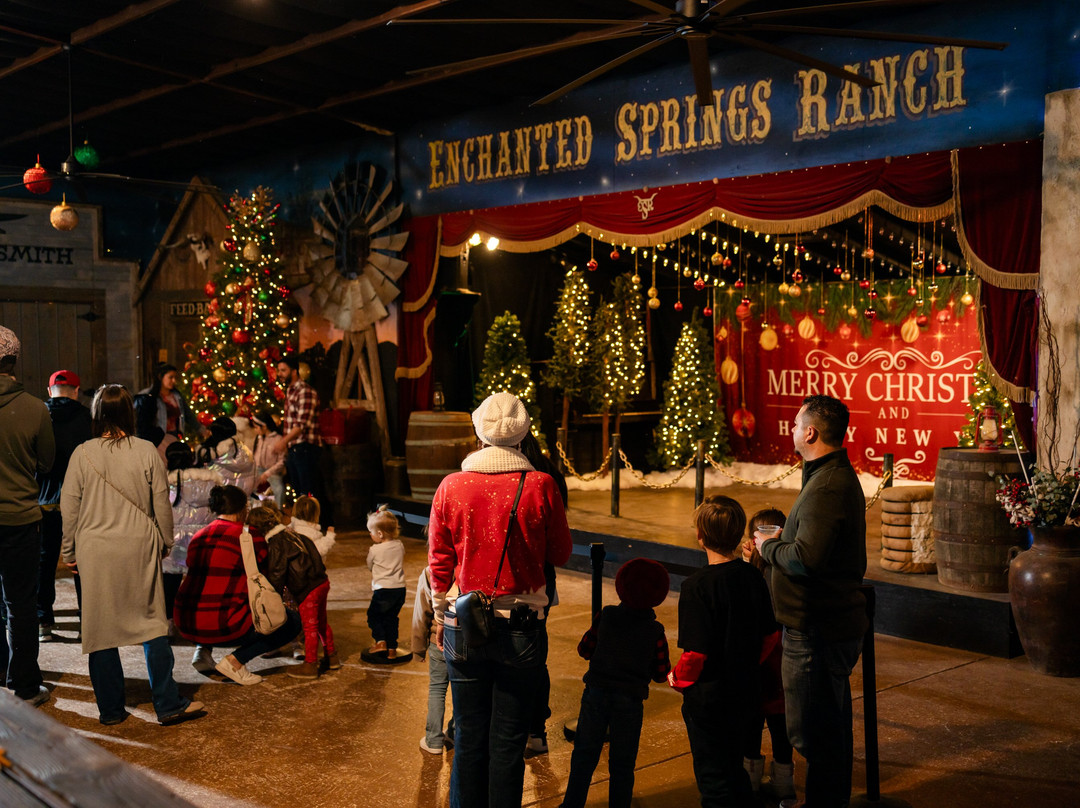 Old West Christmas Light Fest at Enchanted Springs Ranch-Boerne必去景点