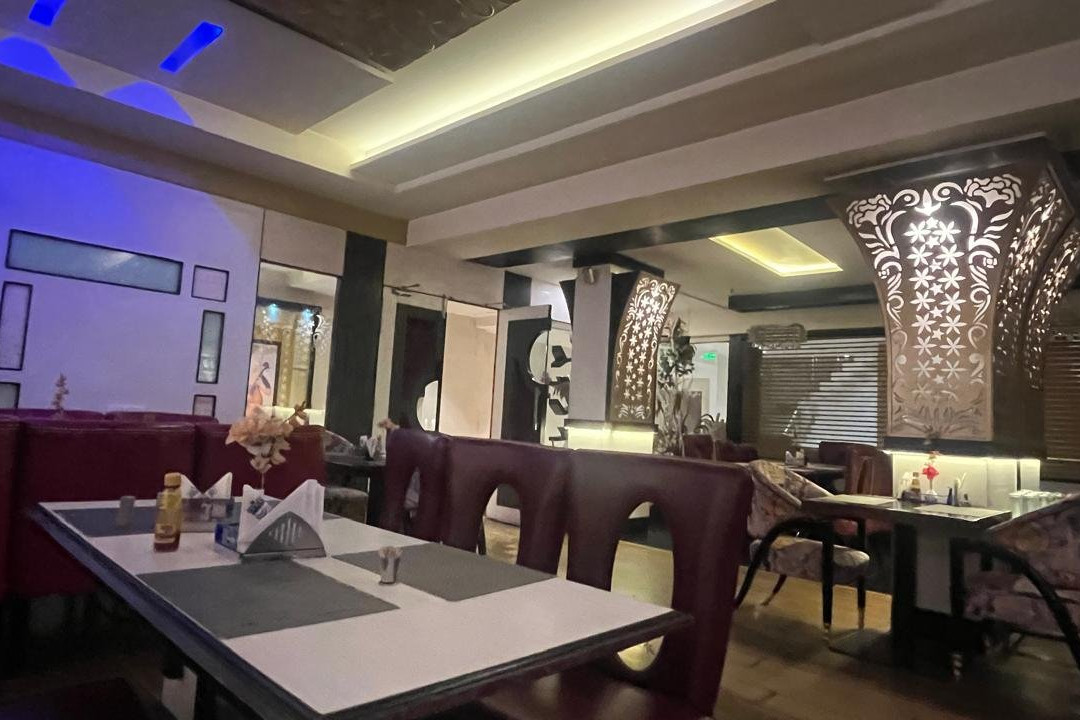 纳格帕尔摄政酒店主图