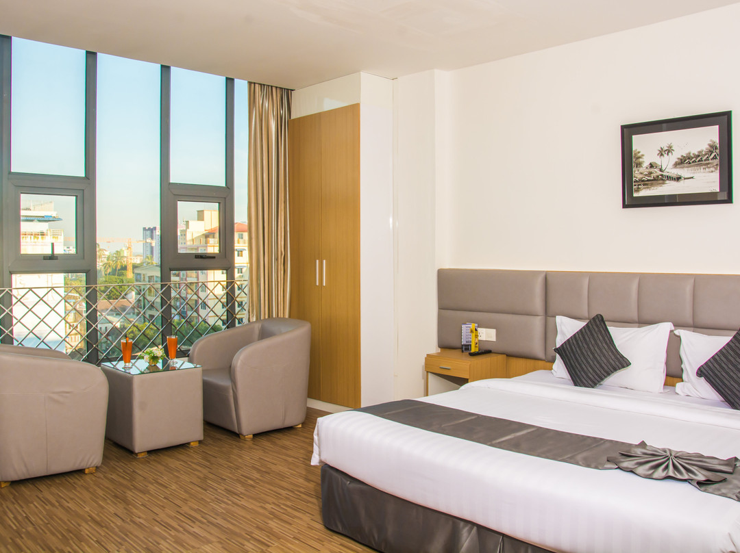 Banbwegon酒店住宿-Botahtaung Hotel