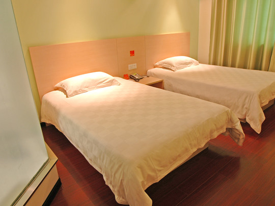 7天临沂金雀山路店