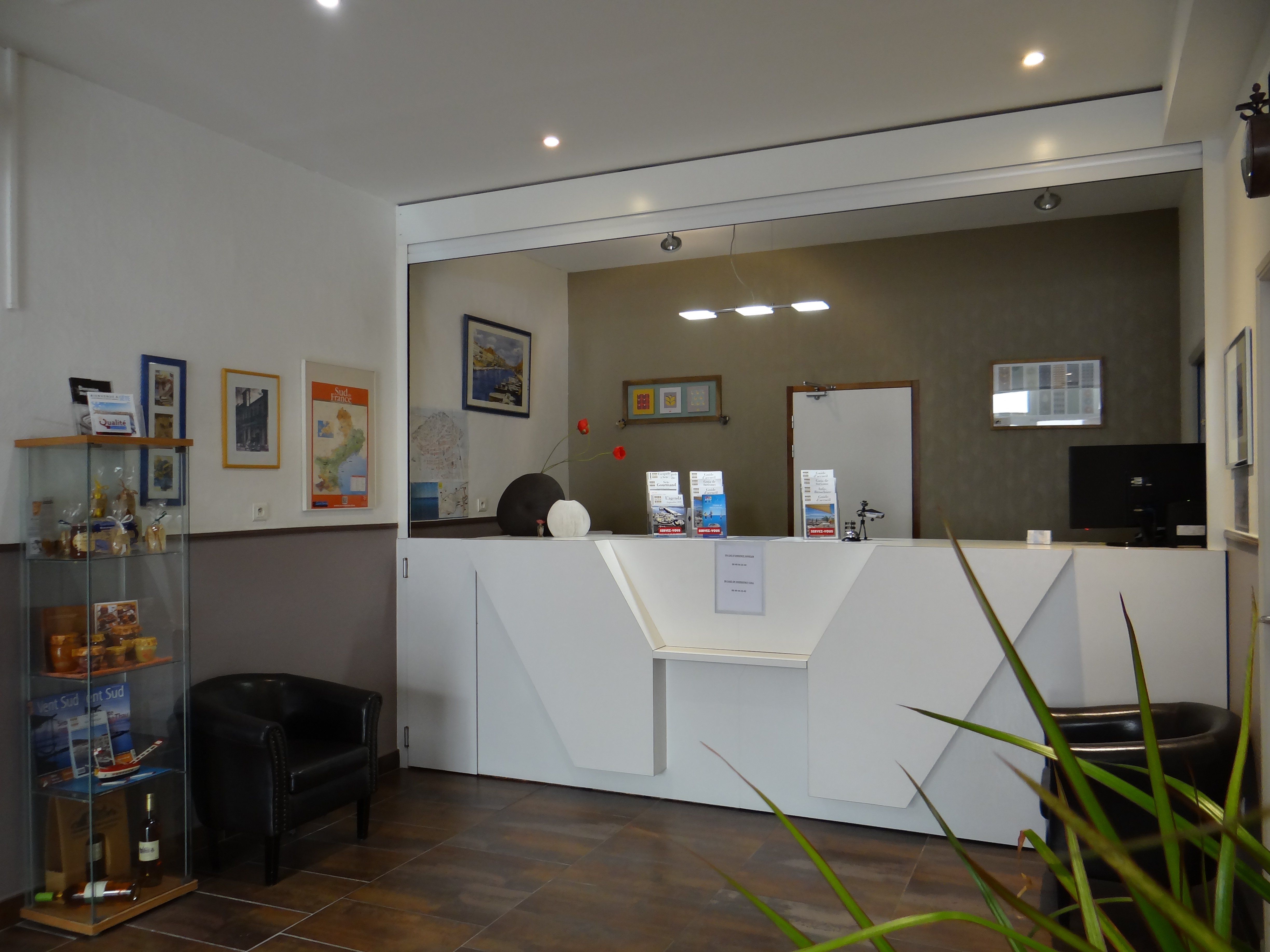 Hotel le National-官方