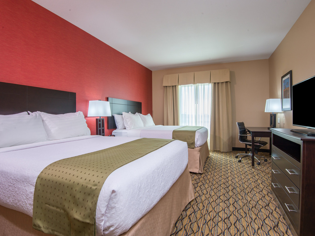 Holiday Inn Salina By IHG主图