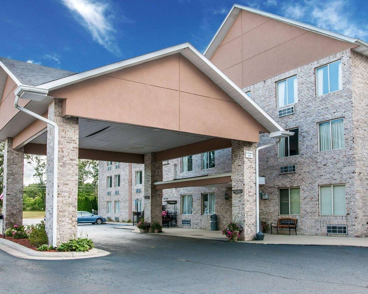 Comfort Inn Whitehall Near Michigan's Adventure-官方