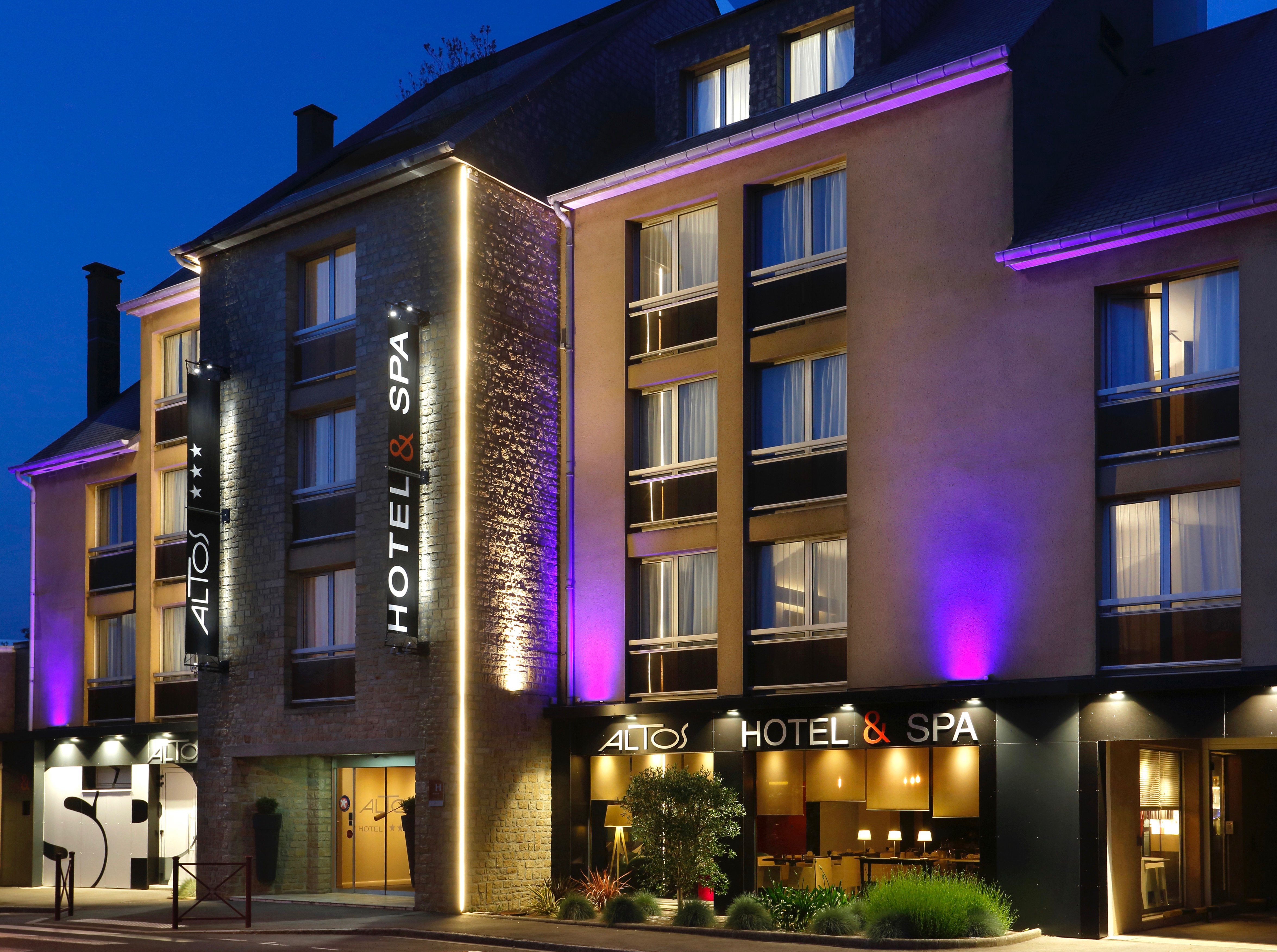 Altos Hotel-官方
