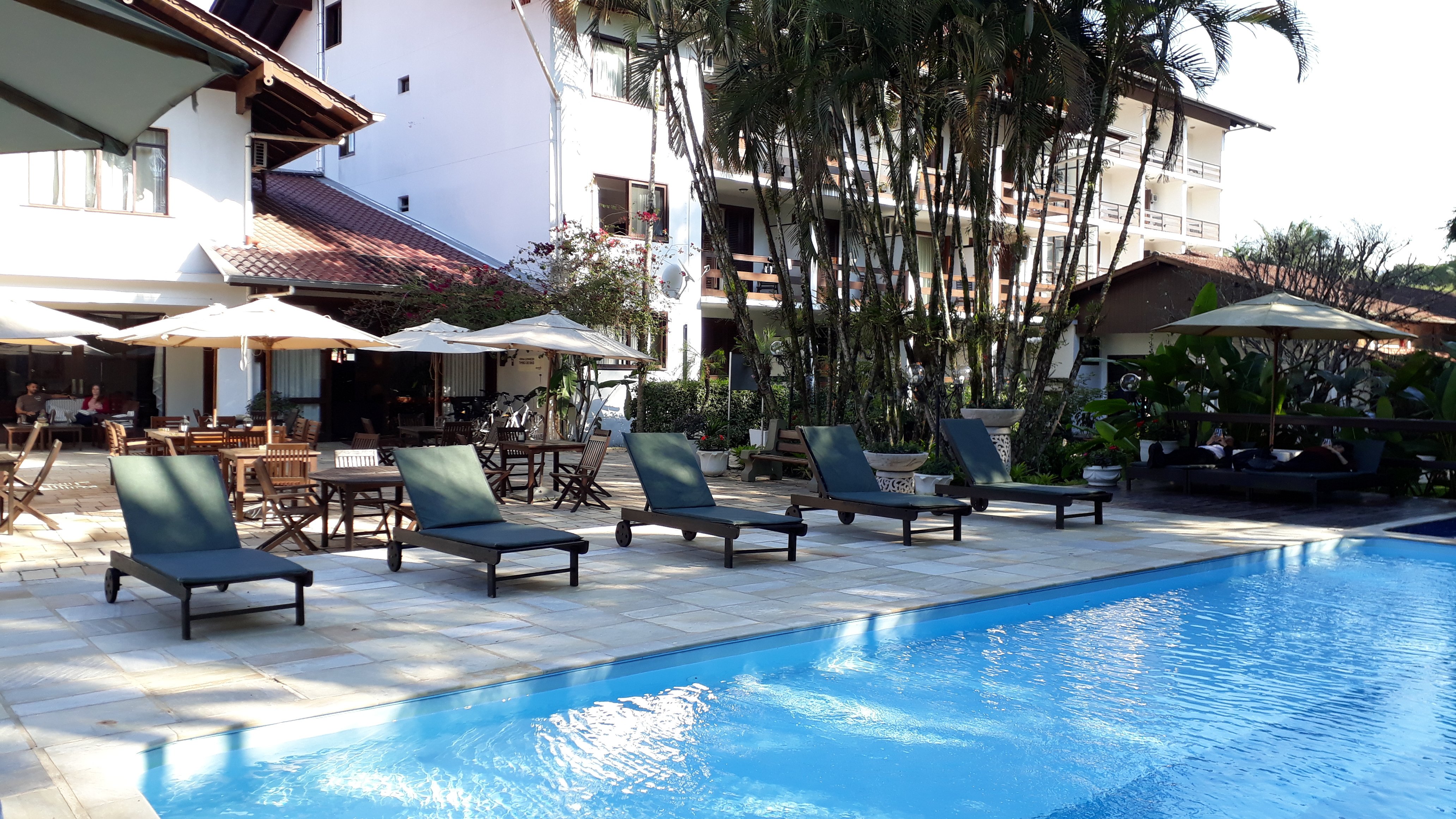 Timbo Park Hotel-泳池