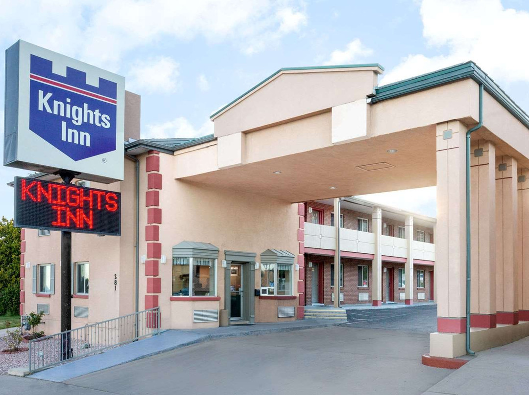 Knights Inn Cedar City主图