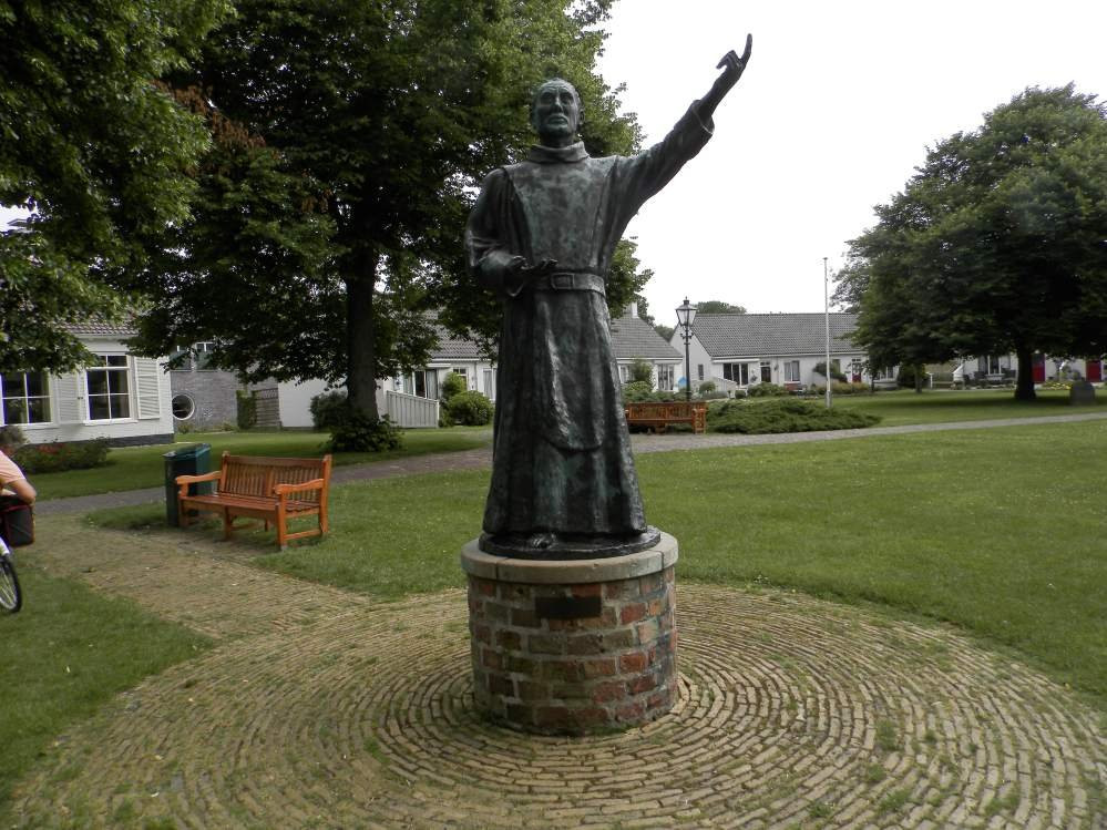 Statue "de Schiere Monnik"景点图片