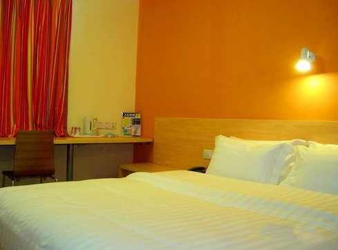 7天上海松江店主图