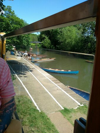 Cherwell Boathouse景点图片