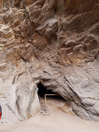 Cavernas del Viejo Volcan-圣卡洛斯-德巴里洛切必去景点