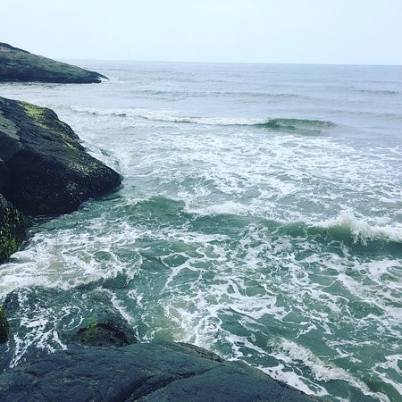 Carambore Beach景点图片