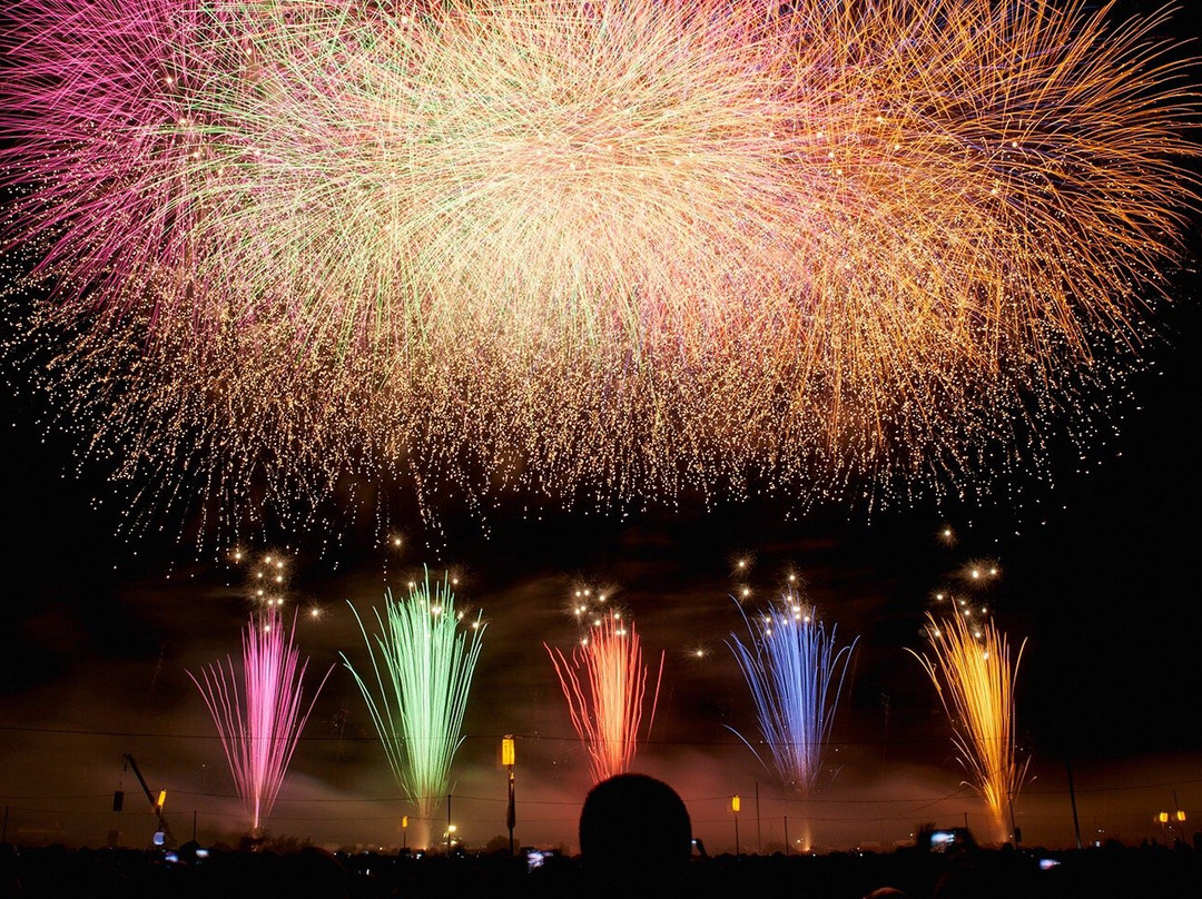 秋田县旅游景点-Omagari Fireworks
