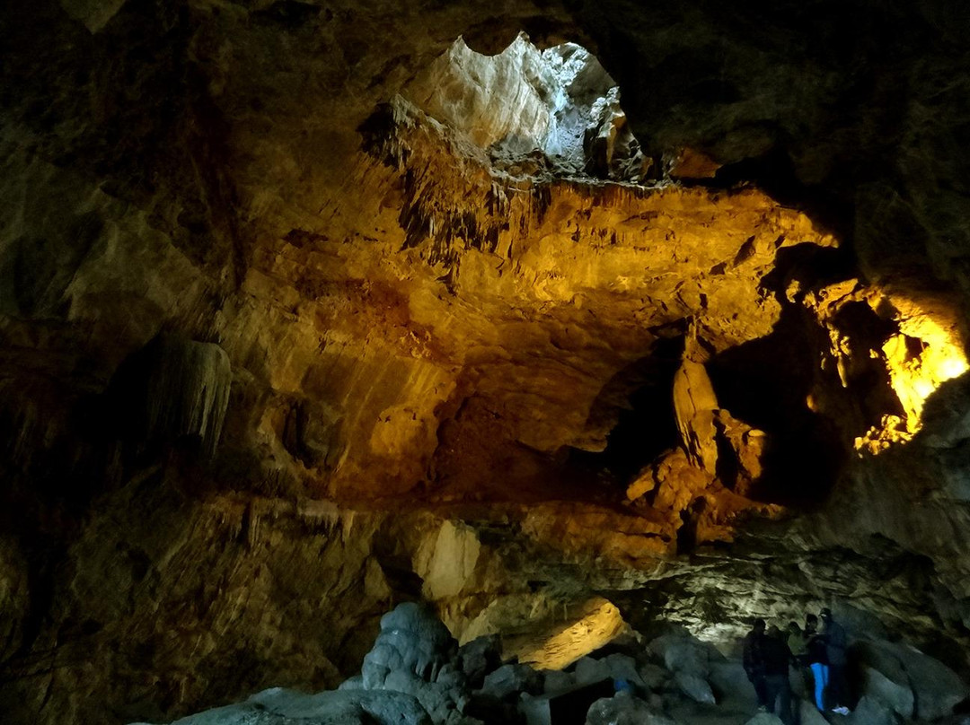 Borra Caves景点图片