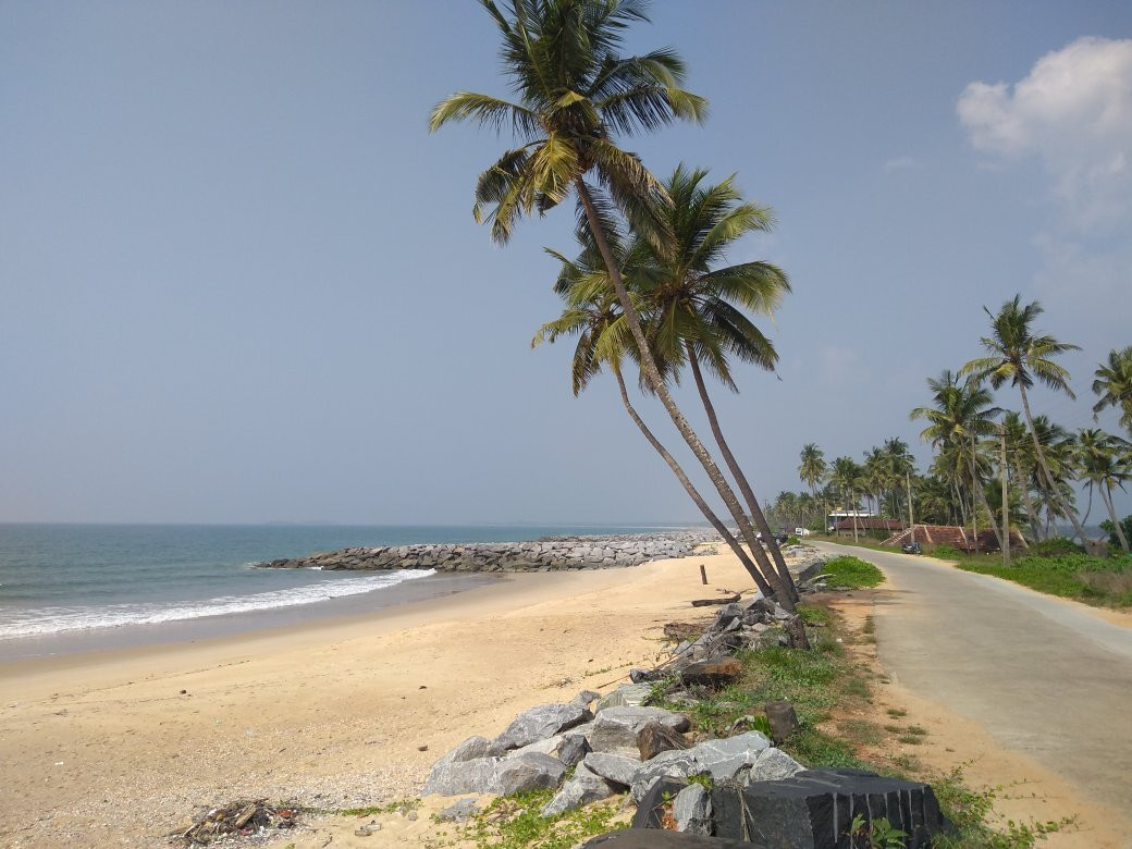 Pithrody Udyavar Beach景点图片