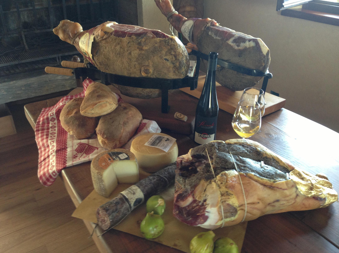 Azzano餐馆和美食-Agriturismo L'altra Donna