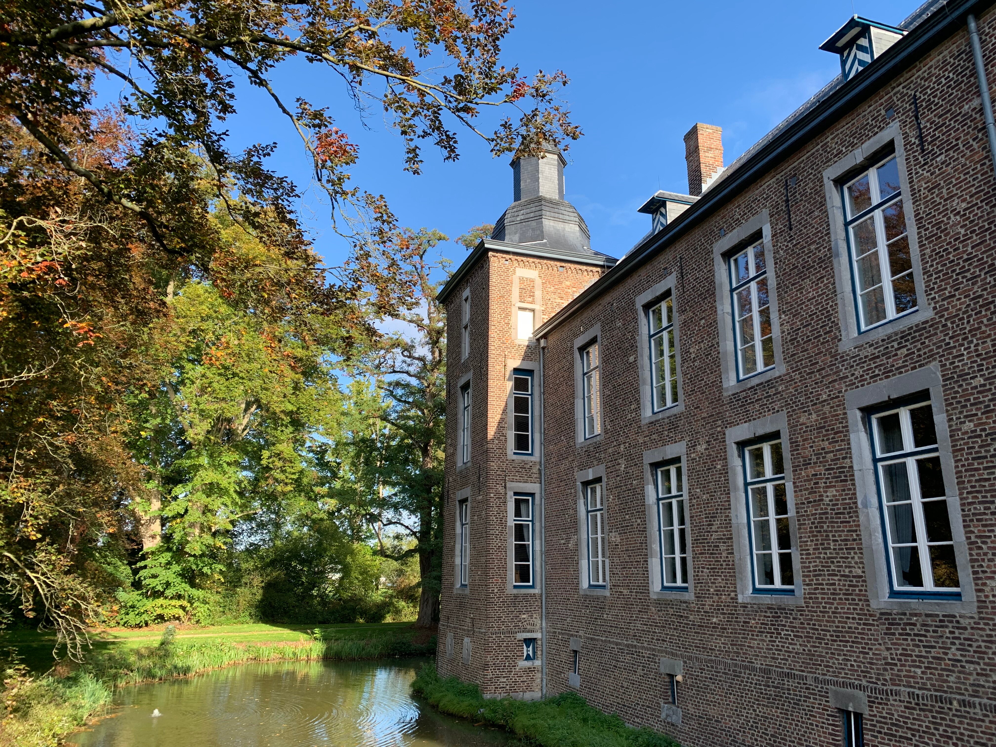 Kasteel Wolfrath-官方