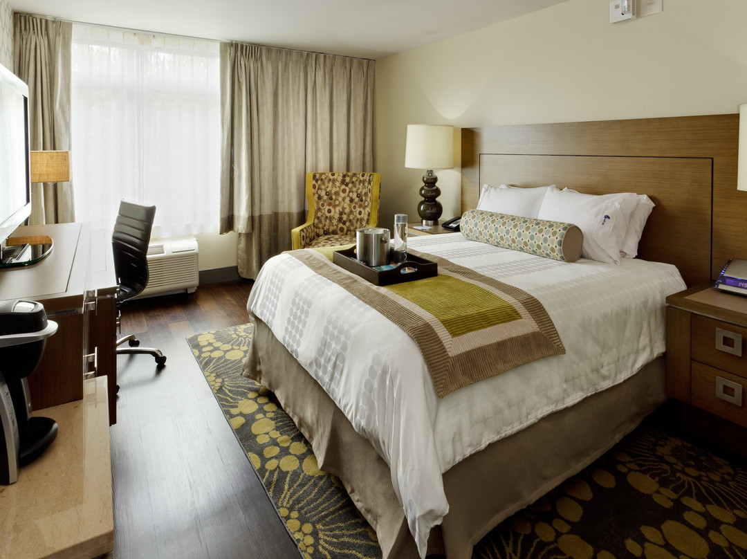 东区靛蓝酒店主图