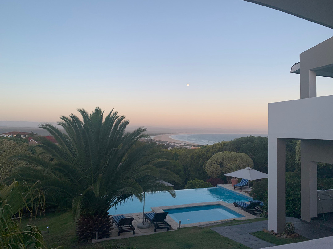 海湾豪华旅馆主图