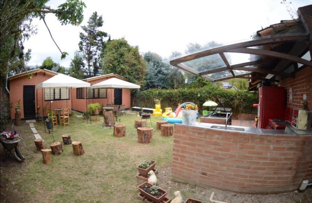 F.R Hotels Company主图