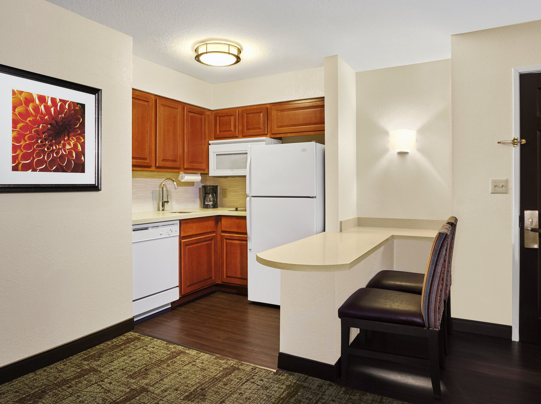 Staybridge Suites Springfield-South by IHG主图