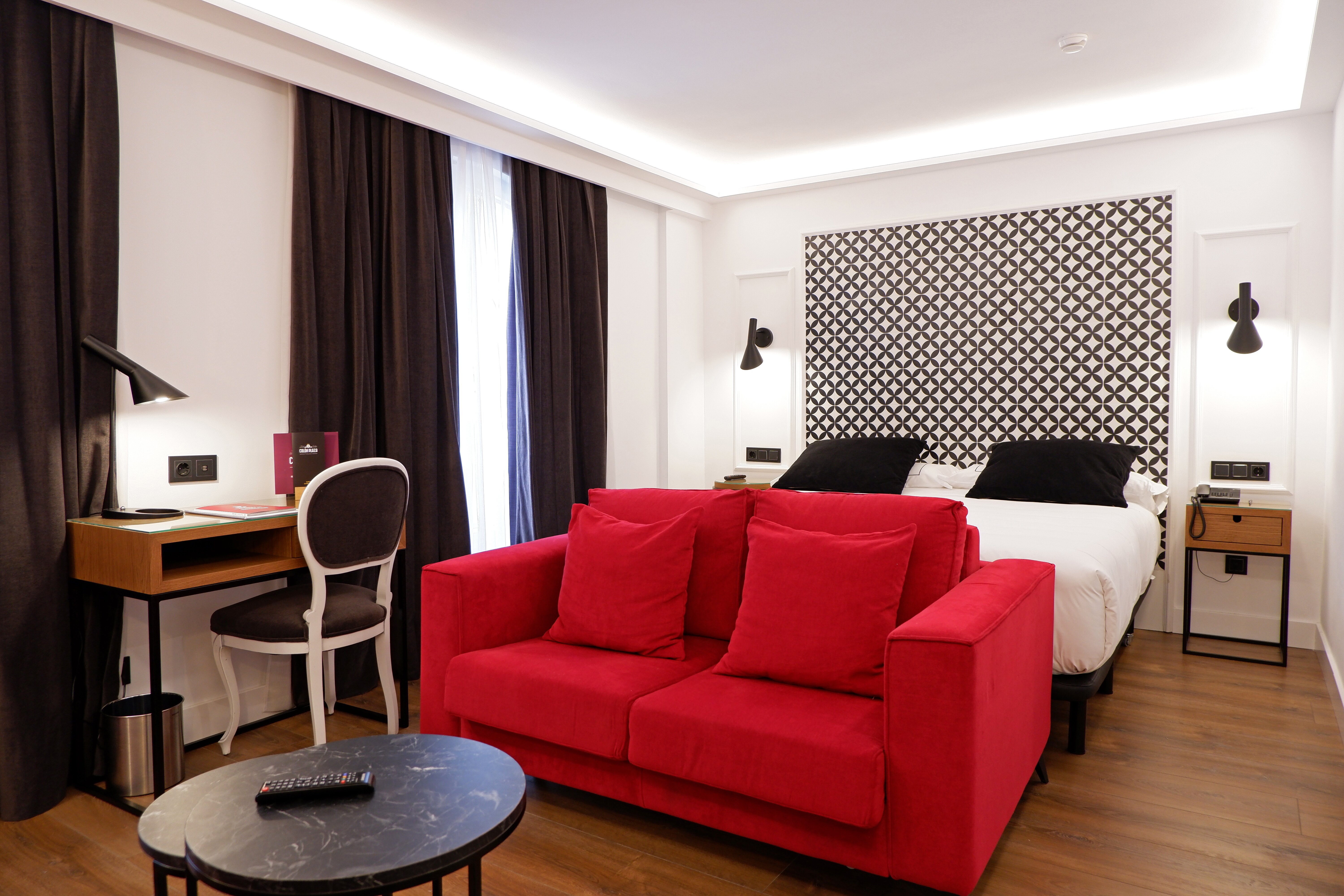 Hotel Colon Plaza-官方