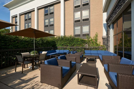 Hampton Inn Ann Arbor-South主图