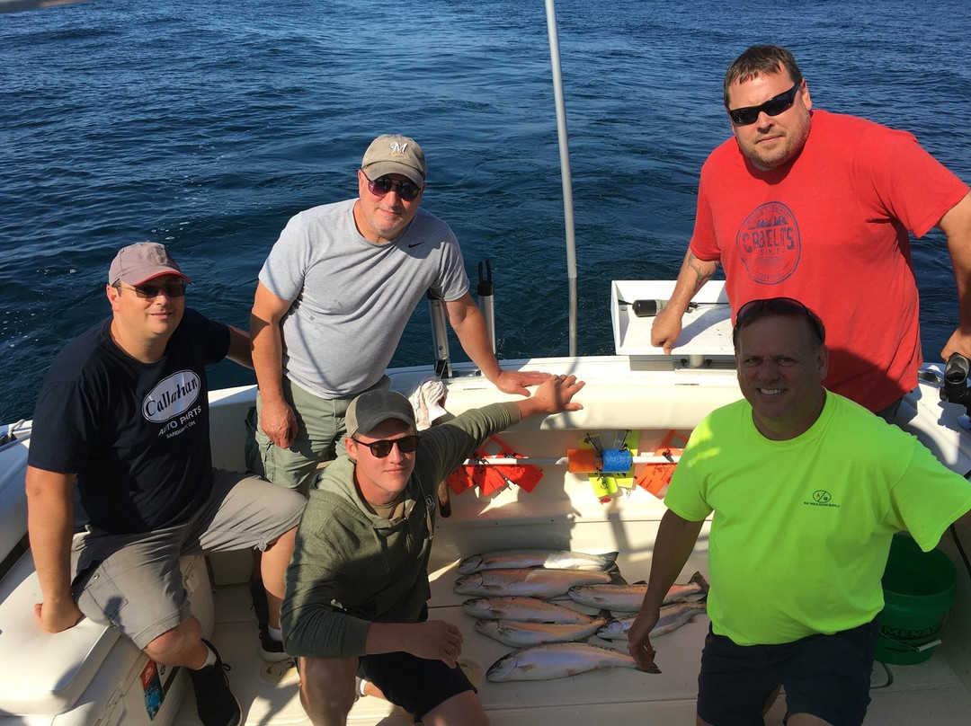 Slam Dunk Sportfishing Charters on Lake Michigan景点图片