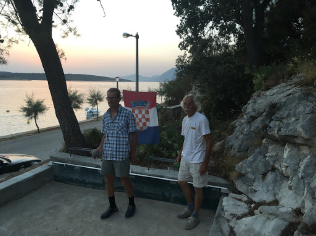 Povlja - Bocce Playing Field景点图片