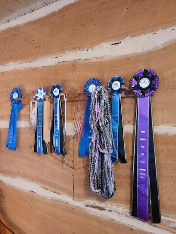 Chickadee Hill Alpacas Yarn Boutique and Farm-Rushville必去景点