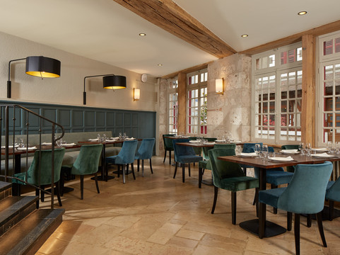 Relais des Trois Chateaux Hotel主图