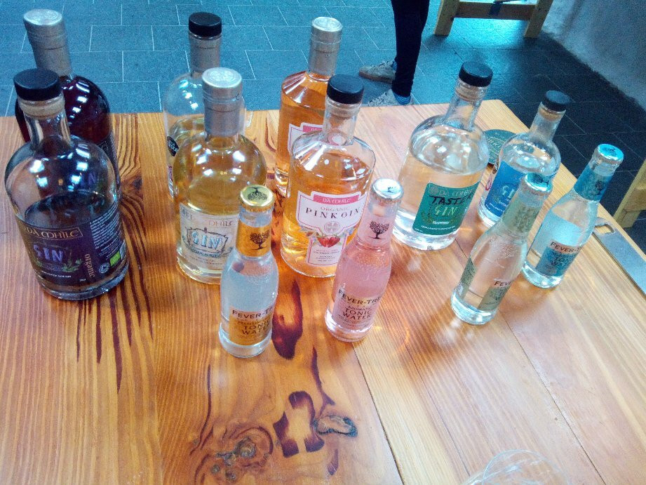 Gin & Whisky Tasting @ Da Mhile Distillery景点图片