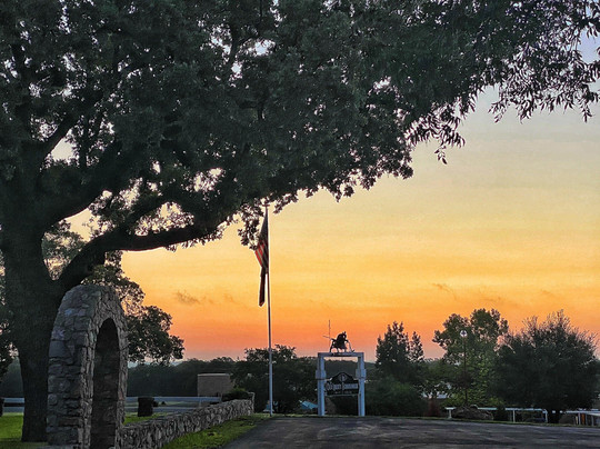 The Old Liberty Schoolhouse主图