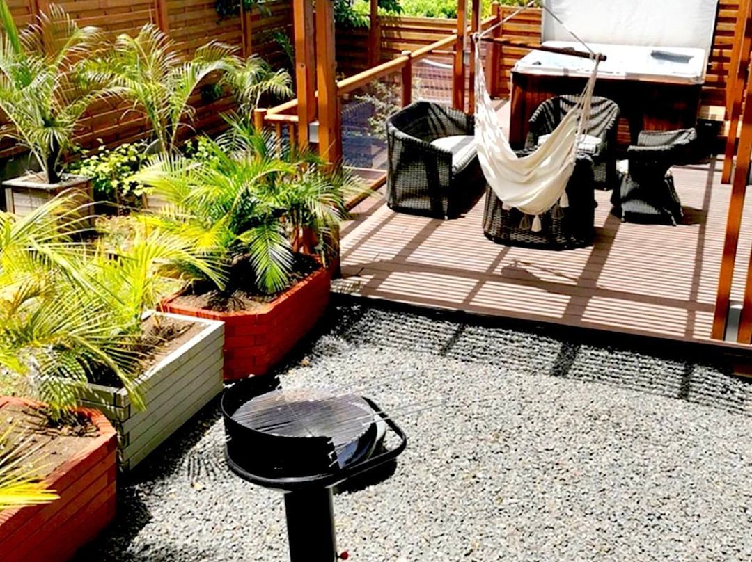 Gourbeyre酒店住宿-Residence de la Cousiniere