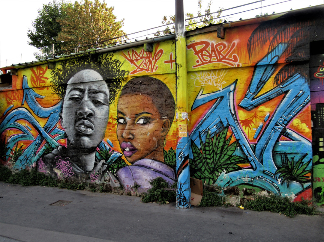 Fresque "Le couple"-巴黎必去景点