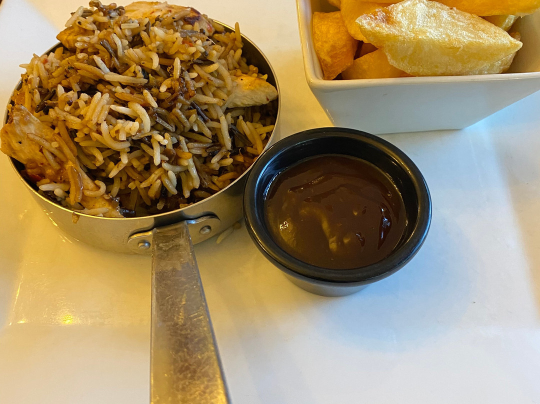 Rusland Pool Hotel主图