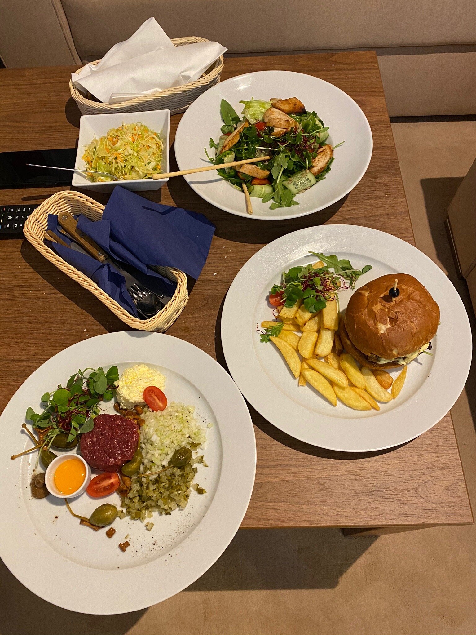 依卡酒店-官方